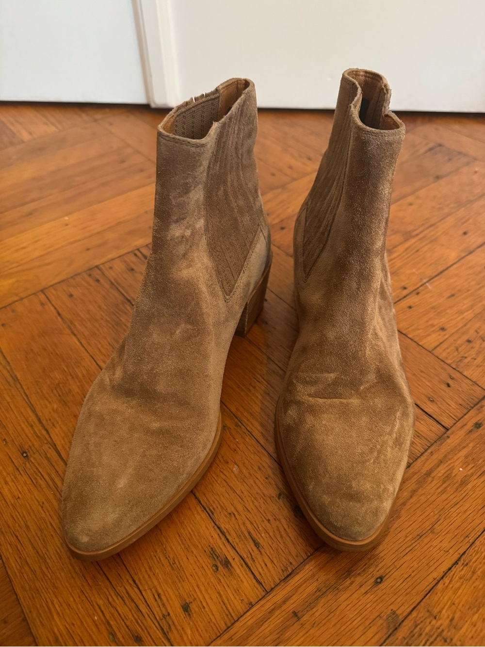 rag & bone Tan Suede Chelsea Ankle Boots size 37